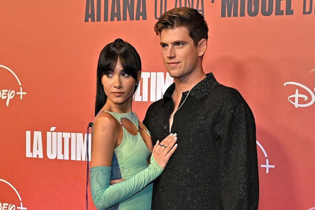 Aitana Emula A Shakira Con Su Última Canción, Pero Ella No Es La Víctima
