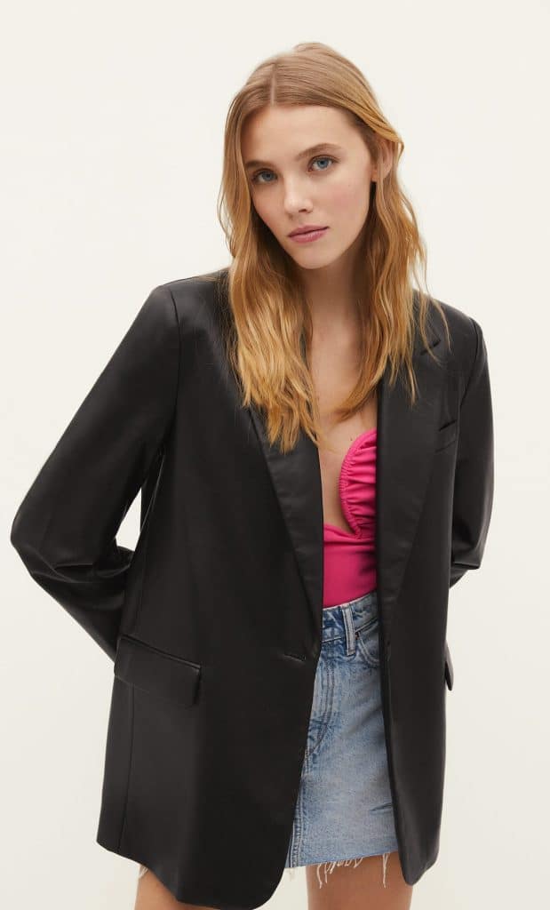 La Americana De Stradivarius Por 35,99 € Que Rezuma Elegancia