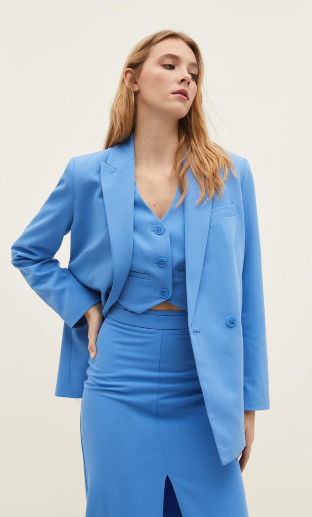 La Americana De Stradivarius Por 35,99 € Que Rezuma Elegancia
