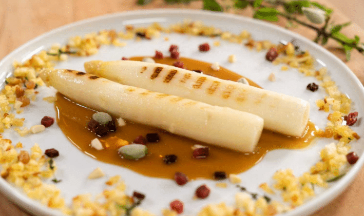 Así puedes preparar unos deliciosos espárragos en salsa como los hermanos Torres