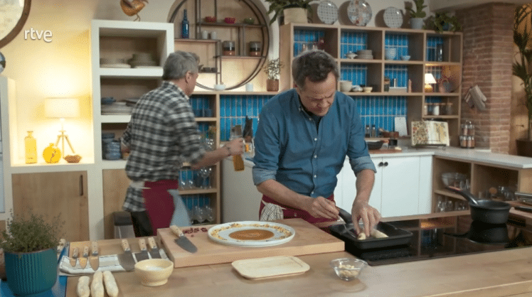 Así Puedes Preparar Unos Deliciosos Espárragos En Salsa Como Los Hermanos Torres