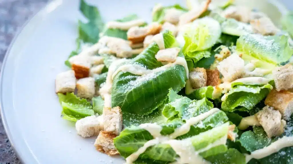 ¿Qué Se Necesita Para Hacer Una Verdadera Ensalada César?