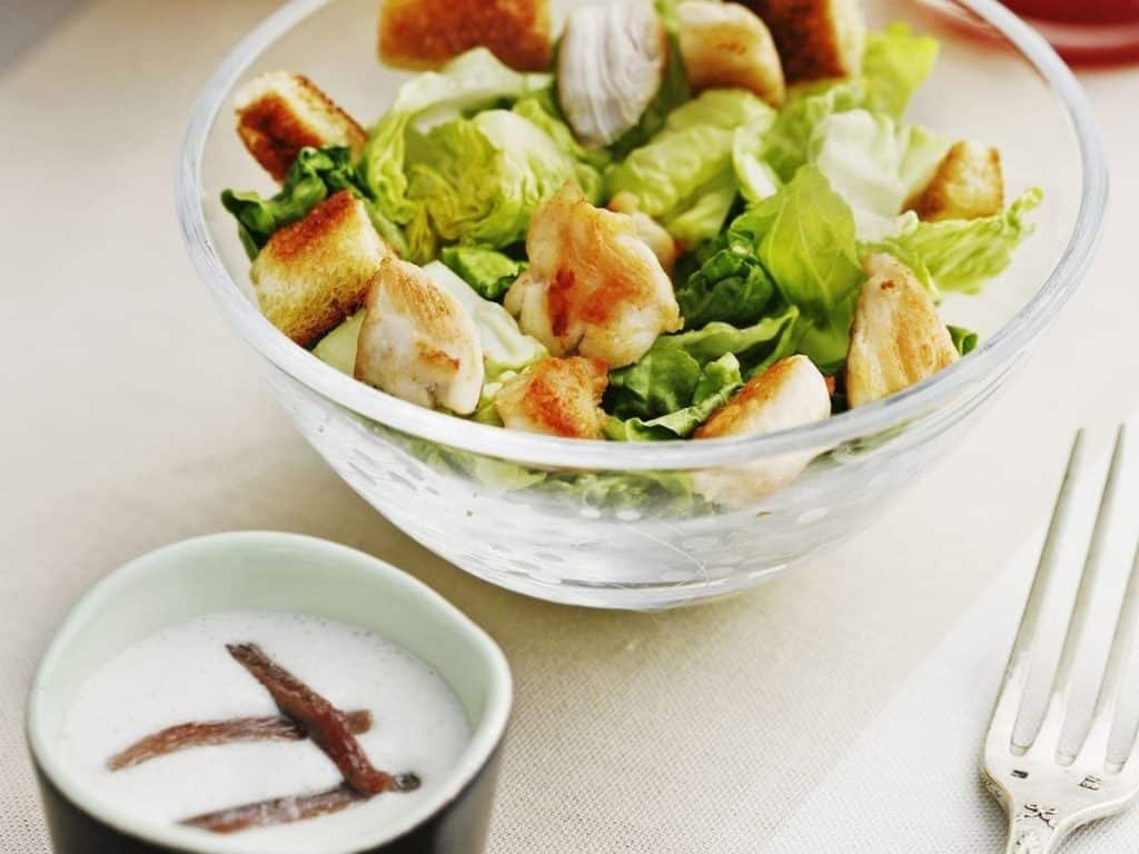 ¿Por Qué No Deberíamos Comprar La Ensalada César Embolsada Que Venden En El Súper?