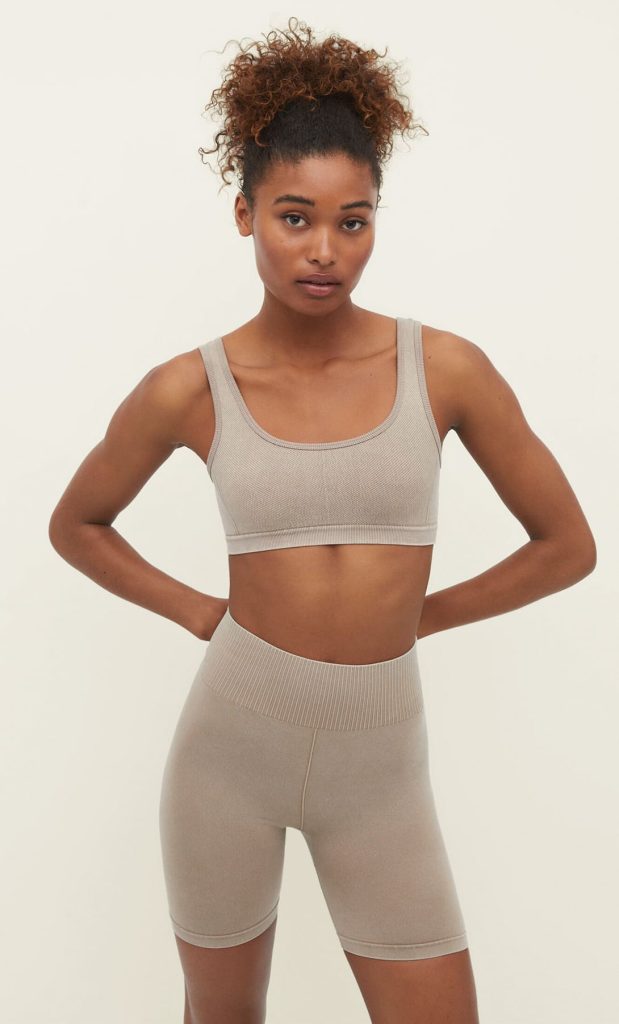 Las Sudaderas Y Chaquetas Sport De Stradivarius Para Pasarse De Flow