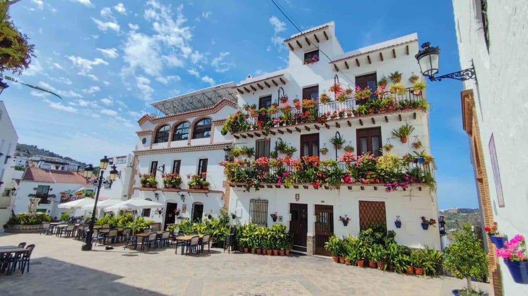 Los pueblos andaluces de obligada visita para una Semana Santa como Dios manda