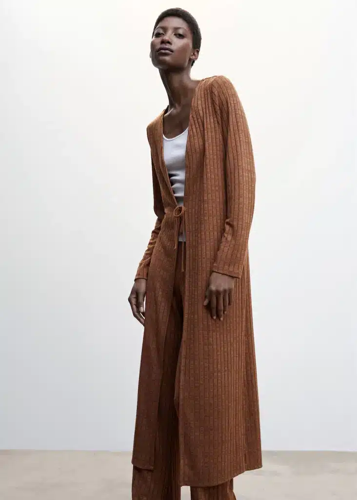 La Chaqueta De Mango A Un Precio Increíble Que Te Salvará Las Noches De Primavera
