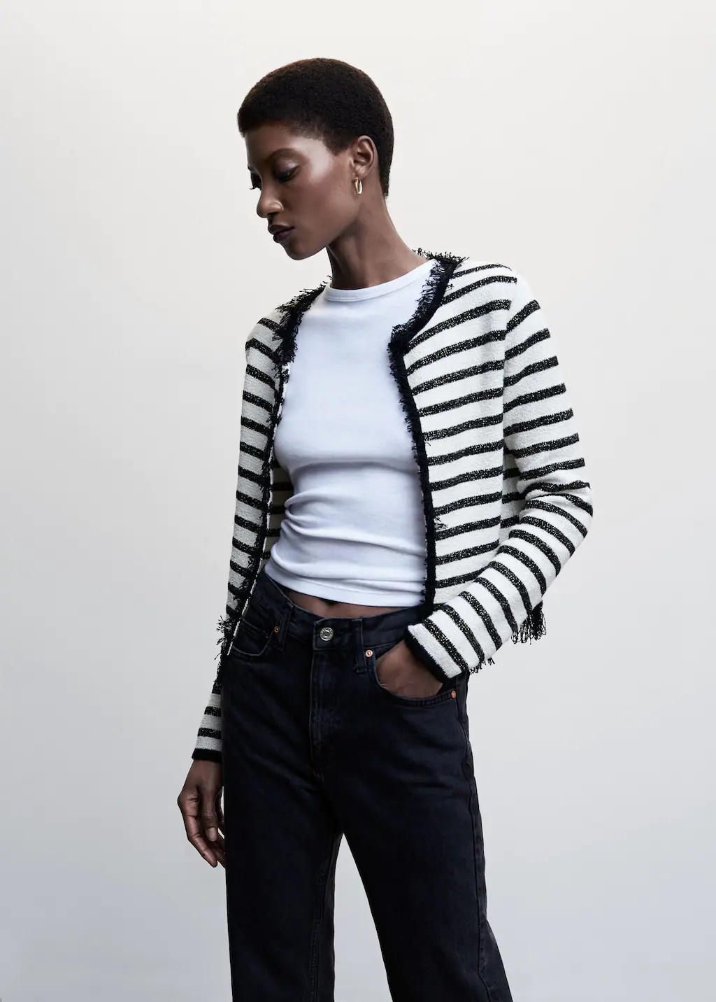 La chaqueta de Mango a un precio increíble que te salvará las noches de primavera