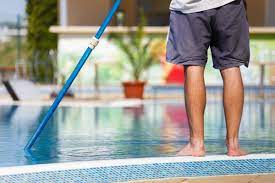 Cómo limpiar tu piscina