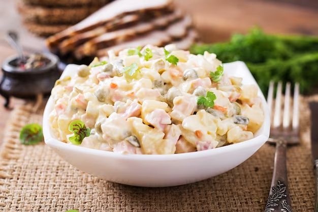 Como Servir La Ensaladilla Rusa De Chicote