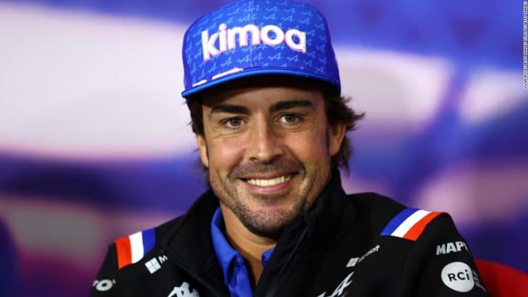 El vídeo de Fernando Alonso dejando temblando y sin palabras a otro piloto que se ha subido al coche con él