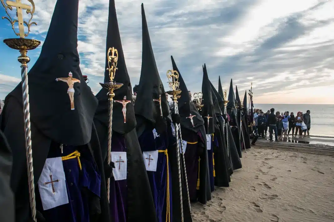 Los mejores pueblos de España para vivir una Semana Santa espectacular