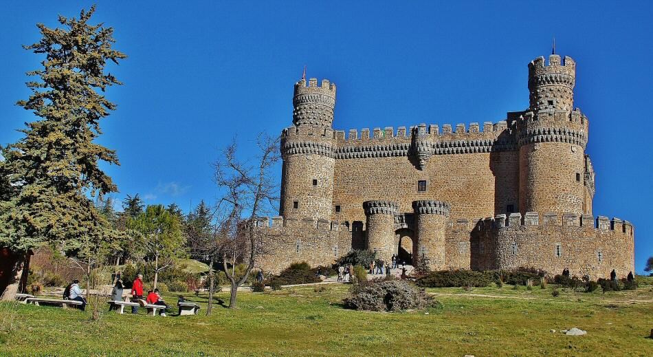 El Castillo De Manzanares El Real, En Madrid