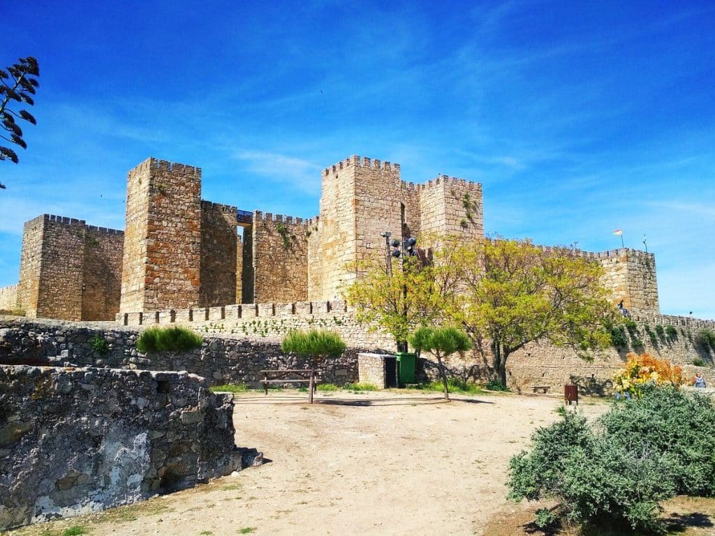El Castillo De Trujillo
