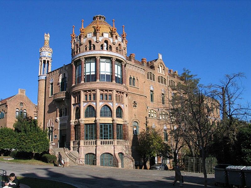 El Palacio Del Barón De Quadras