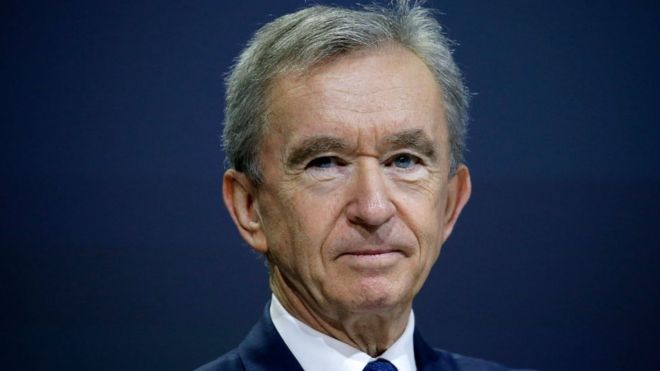 El misterioso millonario que tiene más dinero que Elon Musk y Jeff Bezos