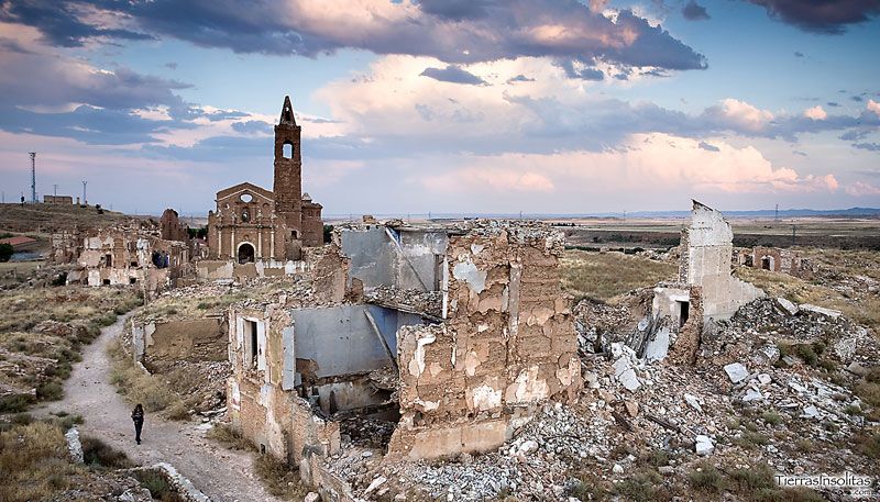 El Pueblo De Belchite, En Zaragoza