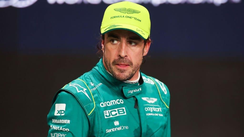 Fernando Alonso Se Pone Serio