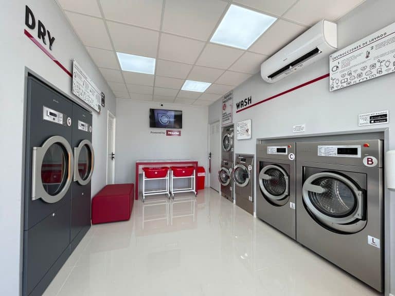 La subida de la luz y el gas en los hogares multiplica el uso de las lavanderías autoservicio de Miele