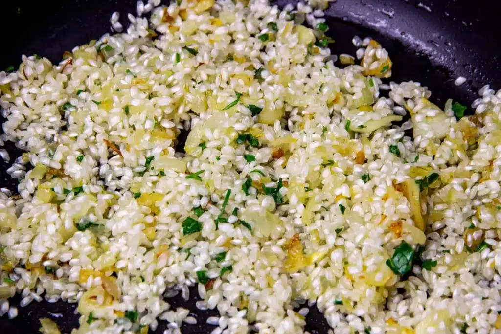 El Delicioso E Ineludible Ingrediente Para Un Arroz Marinero De Diez