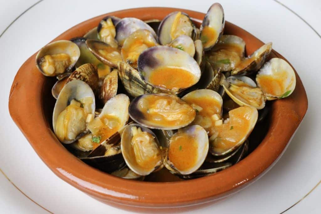 Almejas A La Marinera: Una Receta De Escándalo Con Un Sabor De ‘10’
