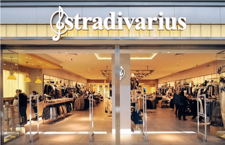 Las sandalias de Stradivarius por 20 euros que no encontrarás ni en Mango