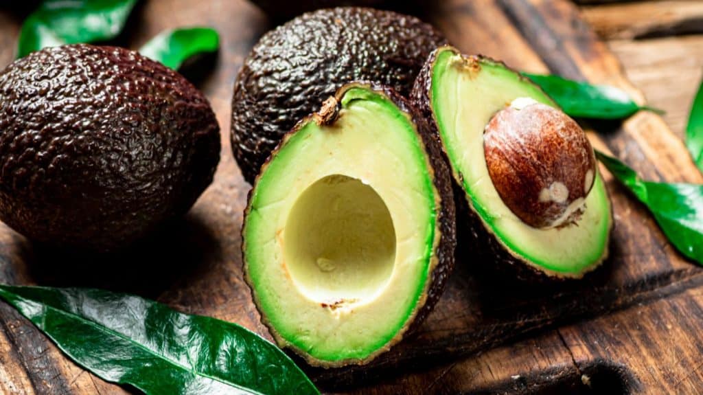 Así Puede Mejorar Tu Belleza Comer Aguacate