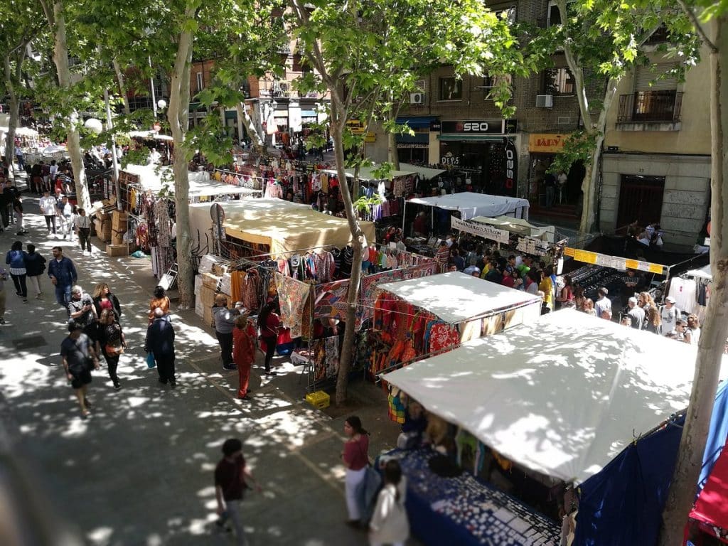 En Los Mercadillos Se Pueden Encontrar Verdaderas Maravillas