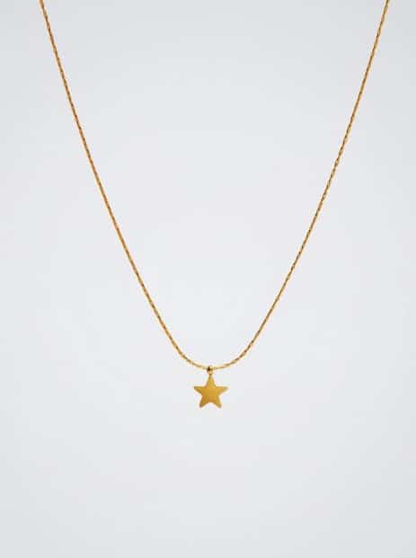 Collar Acero Dorado Con Estrella De La Colección Parfois