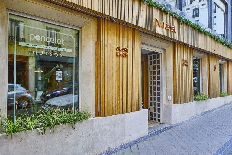 Poncelet, la ventana al queso europeo en Madrid, presenta su obrador especializado en el Día del Queso