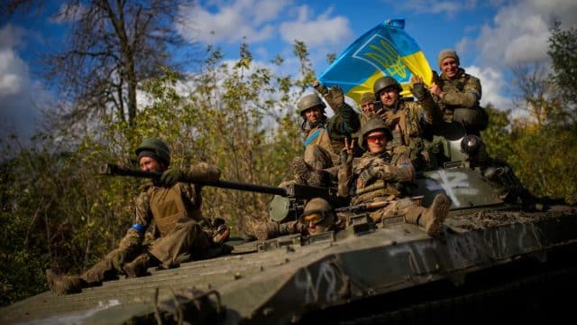 Por qué la munición es clave en la guerra de Ucrania