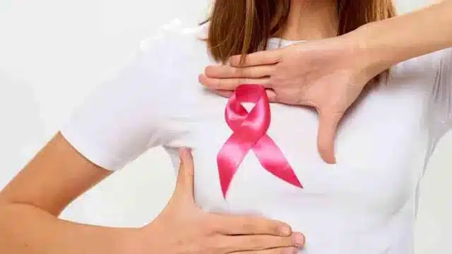 Cómo hacerte un reconocimiento de mamas como base para prevenir cáncer