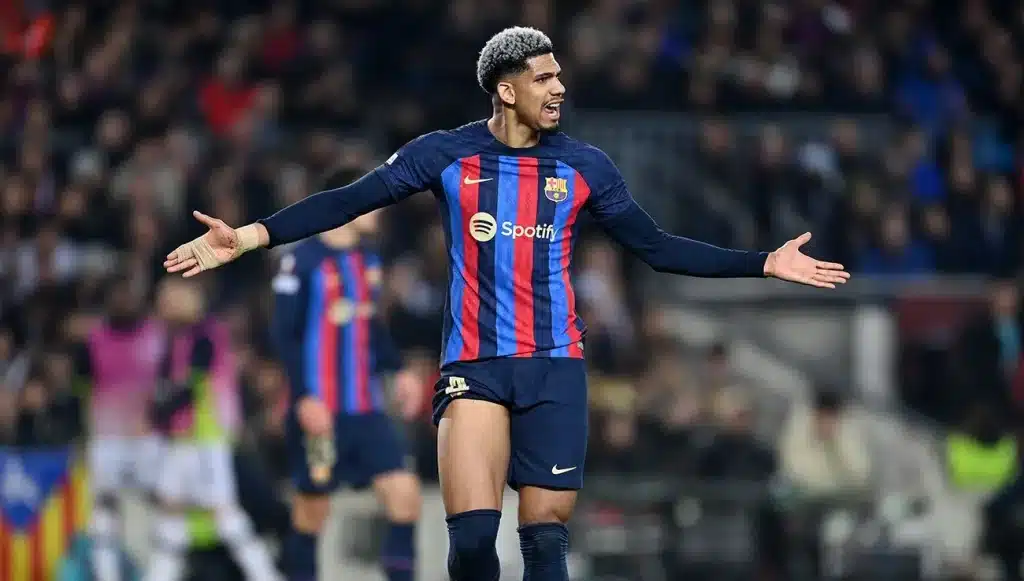Ronald Araújo Está En La Mira Del Real Madrid