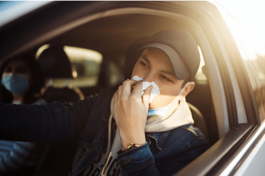 Tienes Alergia Esto Opina La Dgt De Estornudar Al Volante