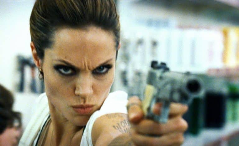 10 actrices que han interpretado a una asesina profesional