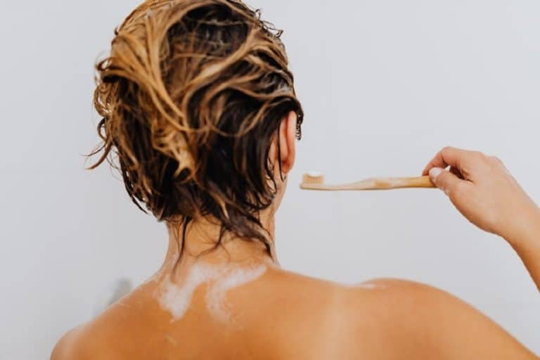 Cepillarse los dientes para prevenir enfermedades crónicas