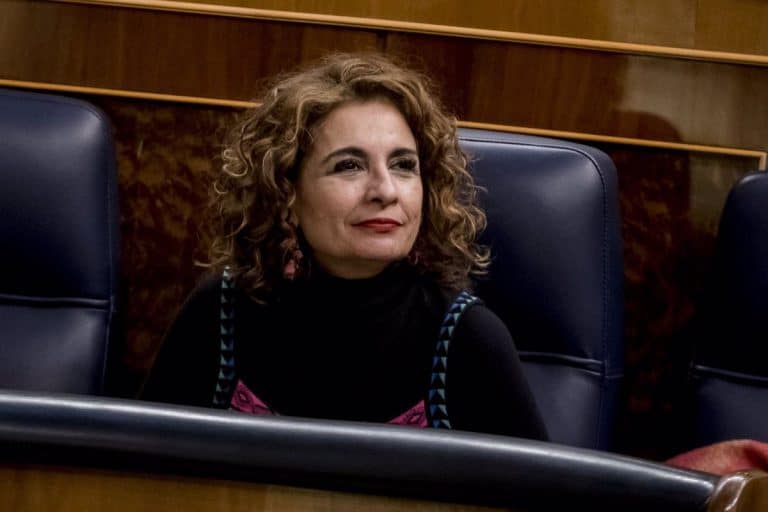 Un plan para unirlos a todos: María Jesús Montero toma «las riendas» de Igualdad