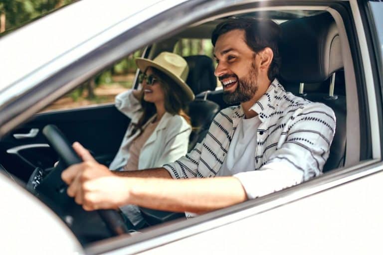 Contratar coches de renting a buen precio, con la compañía Prisma Renting