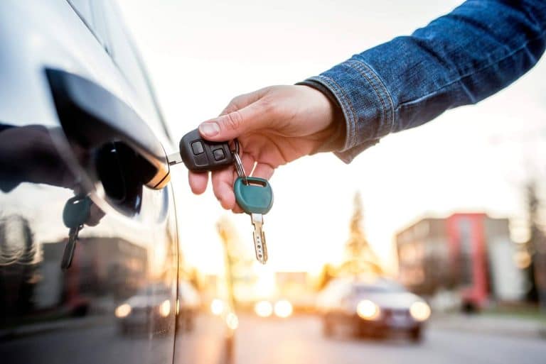 ¿Dónde conseguir un servicio de renting flexible?, Renting Car Fácil