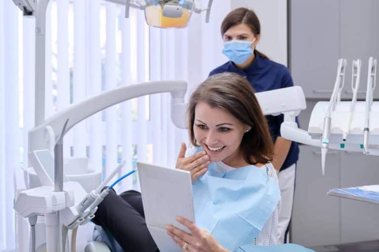 ¿Cuáles son las características y ventajas de los Implantes All-on-4?