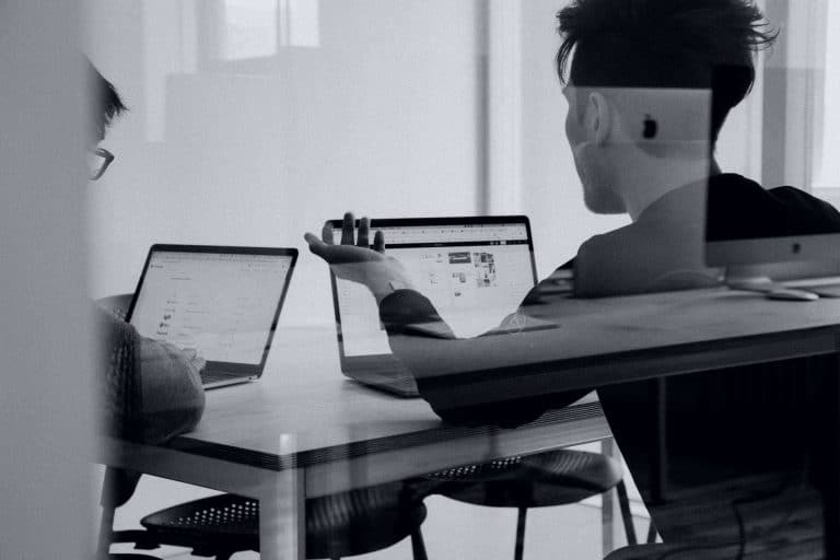 blarlo, agencia de traducción en Madrid que se adapta a empresas de cualquier sector