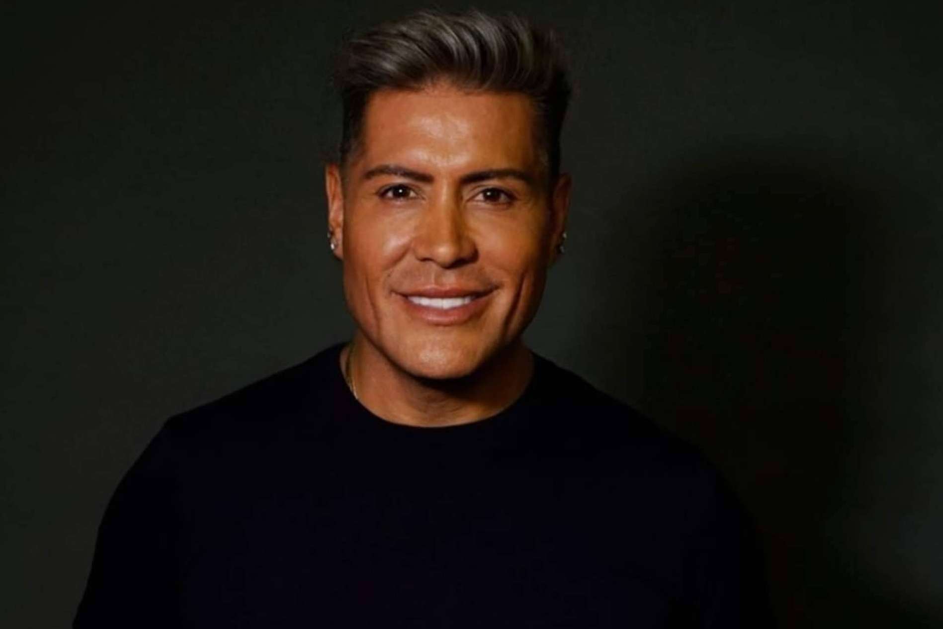 Edgardo Navarro Cea, el artista capilar que triunfó en los premios Emmy