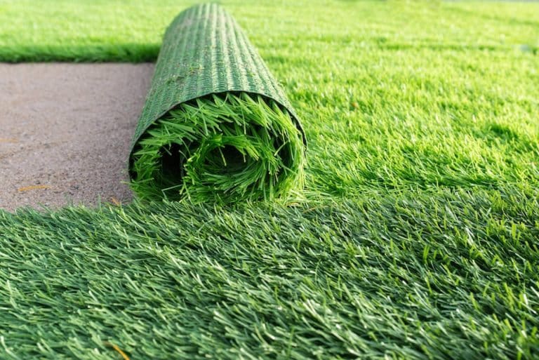 La seguridad que ofrece el césped artificial para parques infantiles, con Realgrass