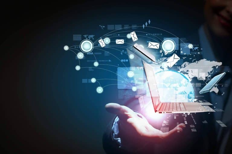 La emisión de certificados digitales disponible en las superficies de Computer Store para todos los usuarios