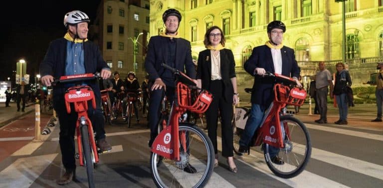 Los fallidos intentos de los alcaldes españoles por «promocionar» el deporte: un trending topic asegurado