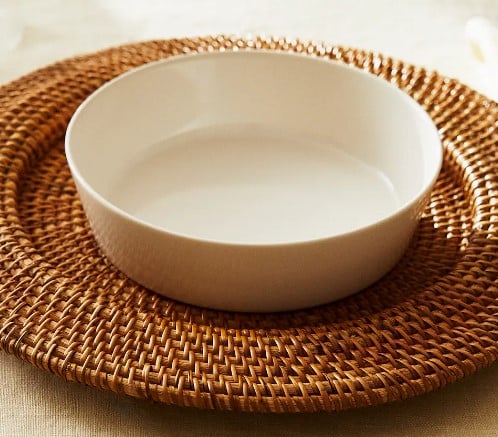 Bajoplato ratán trenzado de Zara Home