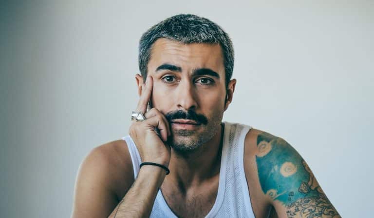 Rayden: «El acercamiento de la mujer cactus y el hombre globo es un bestiario de soledades»