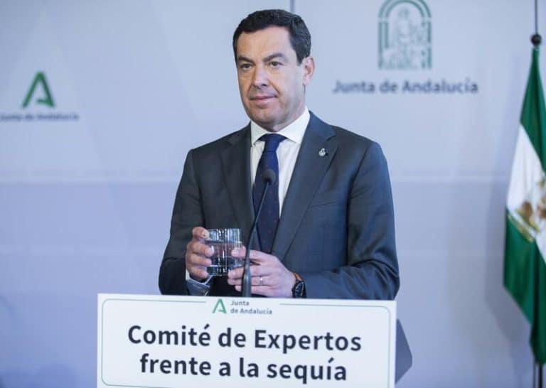 Moreno invita al comisario europeo de Medio Ambiente a «conocer sobre el terreno» los regadíos del entorno de Doñana