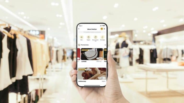 Glovo entra en el sector de la moda con entregas de ropa a domicilio en 30 minutos