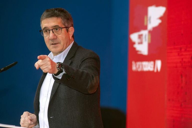 Patxi López acusa al PP de «teatralización» en su apoyo a la reforma de la Ley del ‘sí es sí’