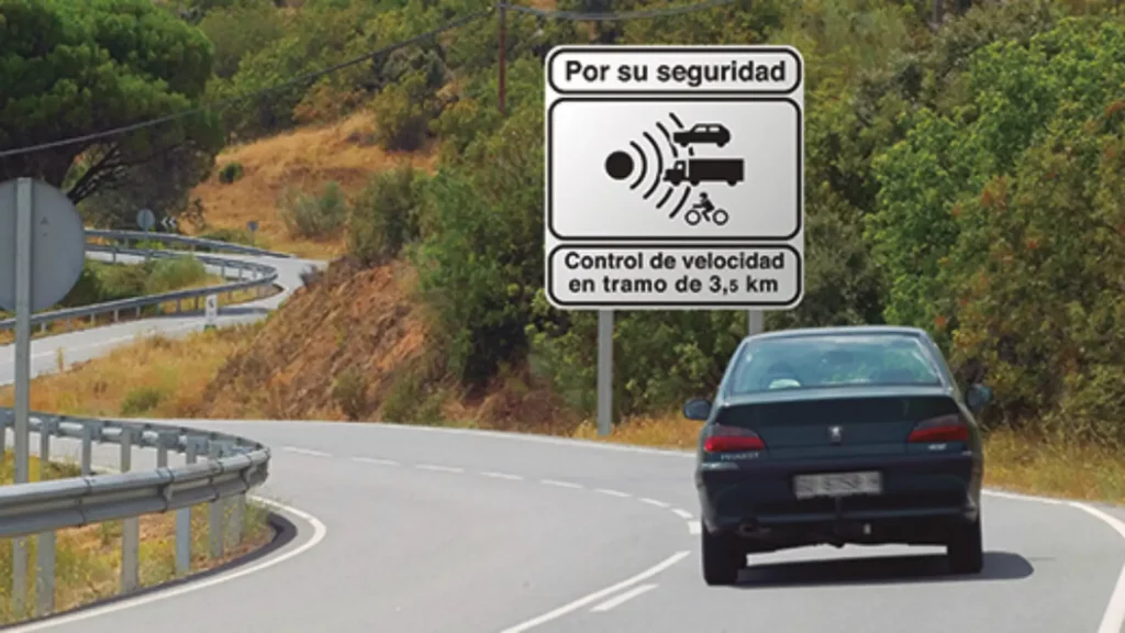 Cómo Saber Si Un Panel De La Dgt Tiene Un Radar Oculto